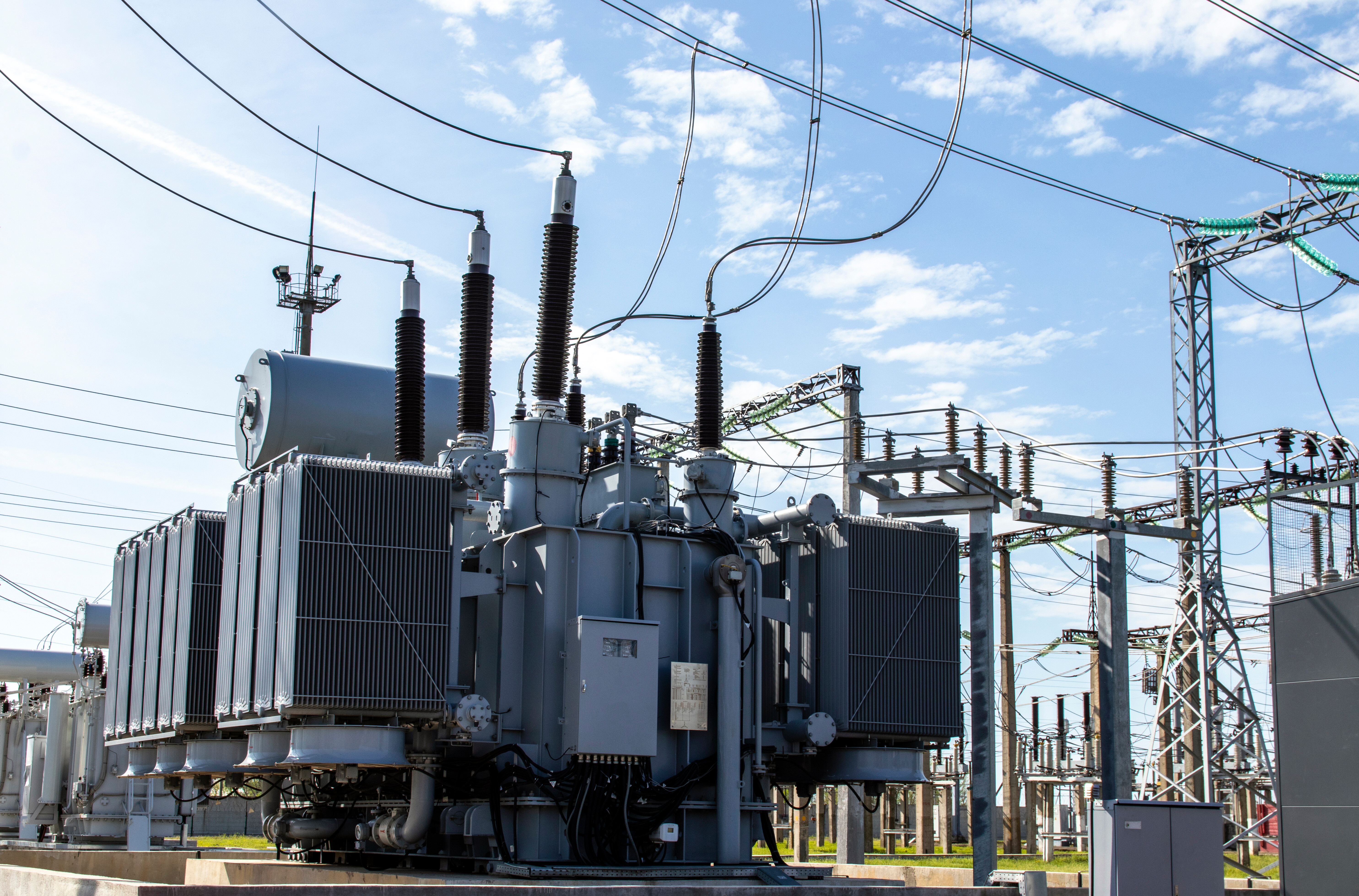 high-voltage power transformer